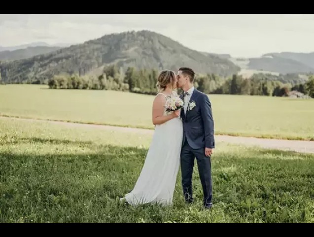 Documentary wedding photographer italy slovenia