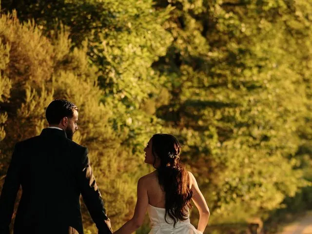 Tuscany villa wedding vineyards sunset